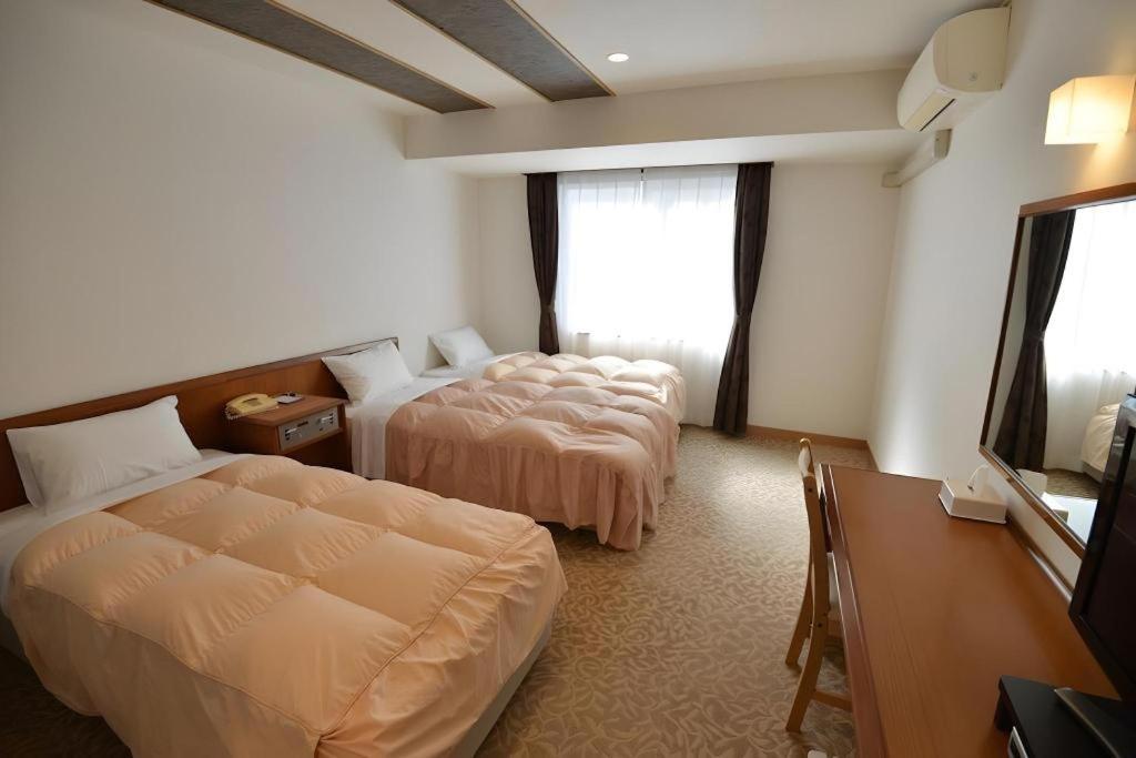 Green Hill Hotel Urban Кобе Экстерьер фото